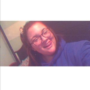 Meet your Posher, Bella